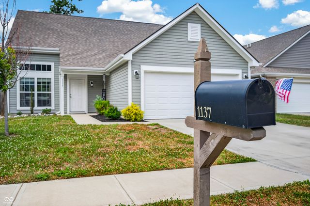 1137 N Aberdeen Drive, Franklin, IN 46131