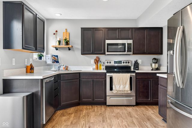 1137 N Aberdeen Drive, Franklin, IN 46131