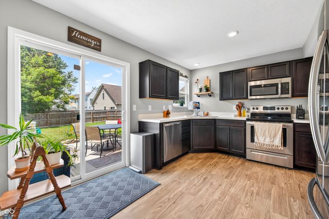 1137 N Aberdeen Drive, Franklin, IN 46131