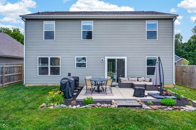 1137 N Aberdeen Drive, Franklin, IN 46131
