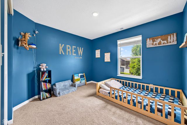 1137 N Aberdeen Drive, Franklin, IN 46131