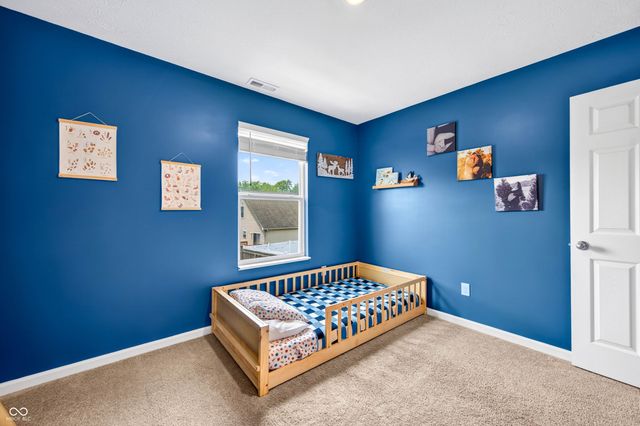 1137 N Aberdeen Drive, Franklin, IN 46131