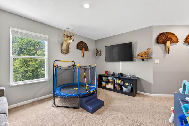 1137 N Aberdeen Drive, Franklin, IN 46131