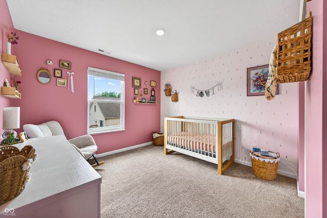 1137 N Aberdeen Drive, Franklin, IN 46131