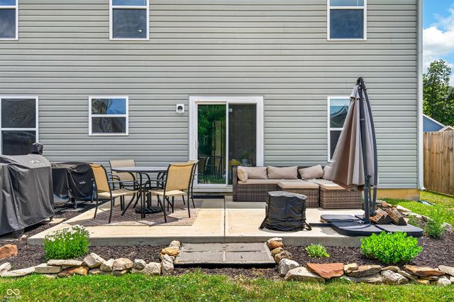 1137 N Aberdeen Drive, Franklin, IN 46131