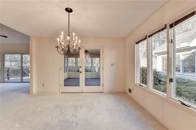 2590 Camden Glen Court, Roswell, GA 30076