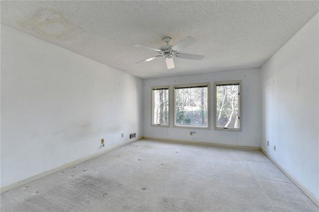 2590 Camden Glen Court, Roswell, GA 30076