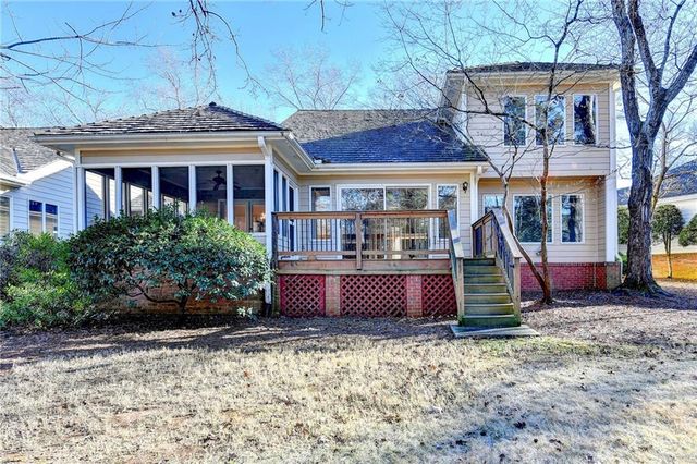 2590 Camden Glen Court, Roswell, GA 30076