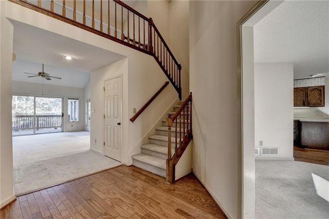 2590 Camden Glen Court, Roswell, GA 30076