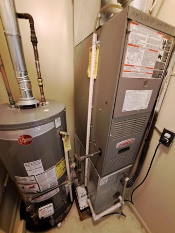 550 S Wayne Street, Gary, IN 46403