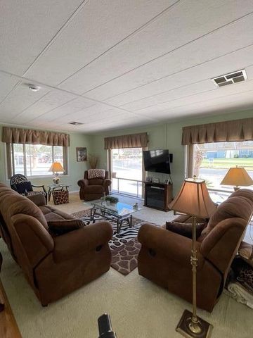 32811 Desert Moon Drive, Thousand Palms, CA 92276