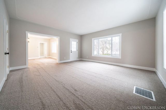 5306 W Carson City Road, Fairplain Twp, MI 48838