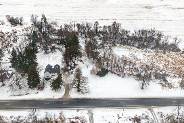 5306 W Carson City Road, Fairplain Twp, MI 48838