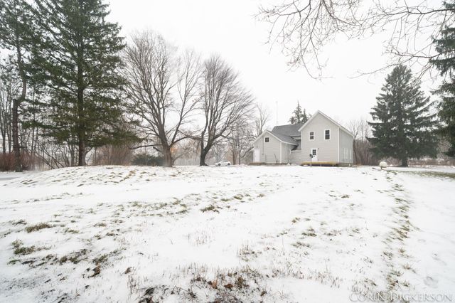 5306 W Carson City Road, Fairplain Twp, MI 48838