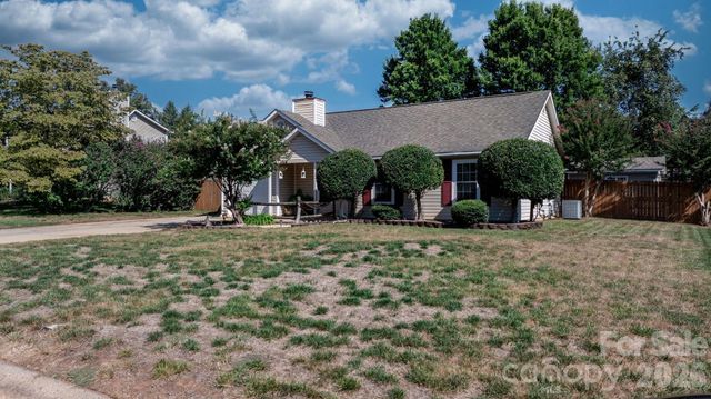 16522 Glenfurness Drive, Huntersville, NC 28078