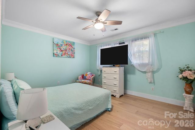 16522 Glenfurness Drive, Huntersville, NC 28078