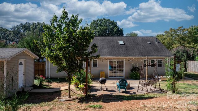 16522 Glenfurness Drive, Huntersville, NC 28078