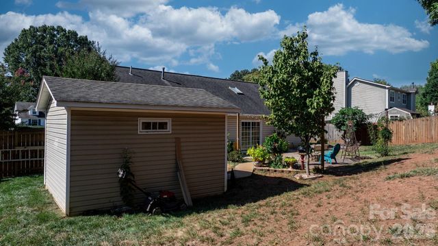 16522 Glenfurness Drive, Huntersville, NC 28078
