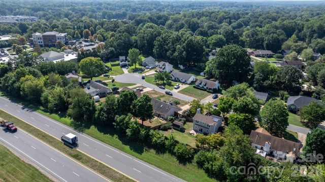 16522 Glenfurness Drive, Huntersville, NC 28078