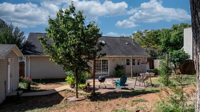 16522 Glenfurness Drive, Huntersville, NC 28078