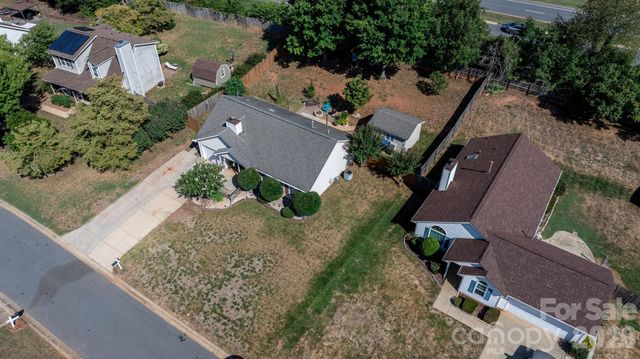 16522 Glenfurness Drive, Huntersville, NC 28078