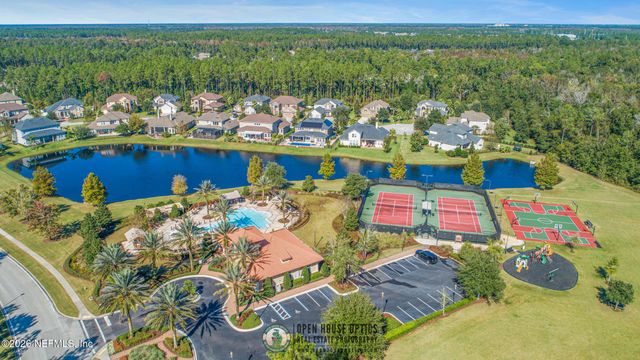 429 SERVIA Drive, St. Johns, FL 32259