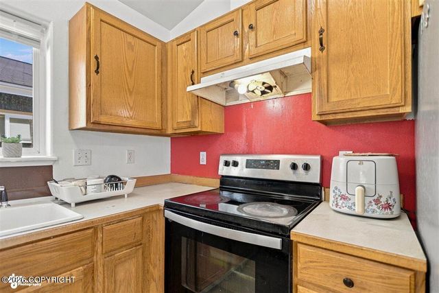 4420 W West Lake Circle, Anchorage, AK 99502