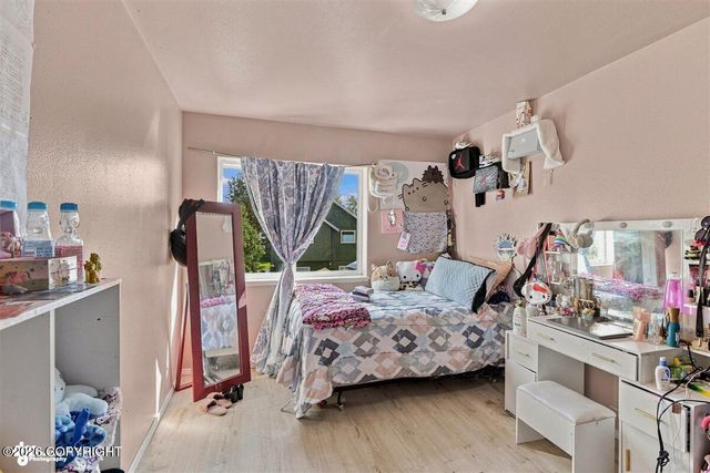 4420 W West Lake Circle, Anchorage, AK 99502