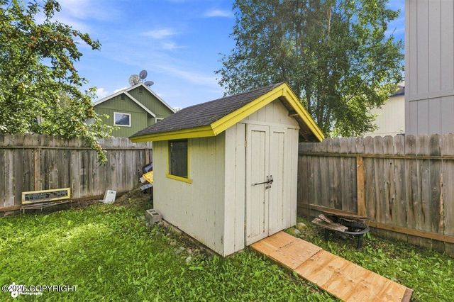 4420 W West Lake Circle, Anchorage, AK 99502