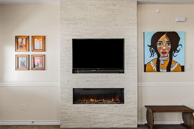 862 Pepperbark LOOP, Buda, TX 78610