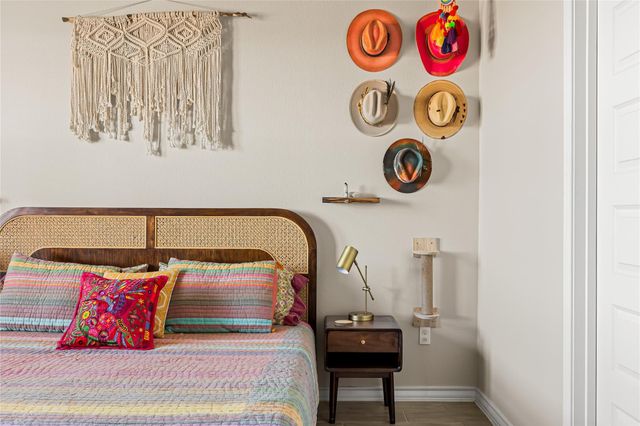 862 Pepperbark LOOP, Buda, TX 78610