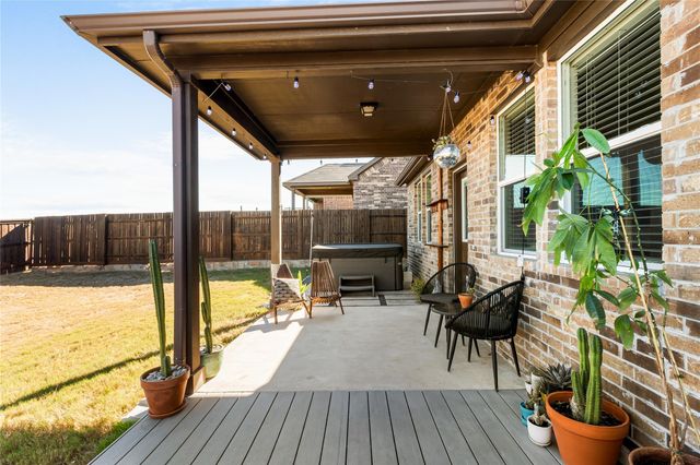 862 Pepperbark LOOP, Buda, TX 78610