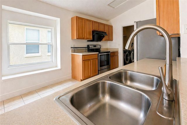 2281 OAKINGTON STREET, Winter Garden, FL 34787