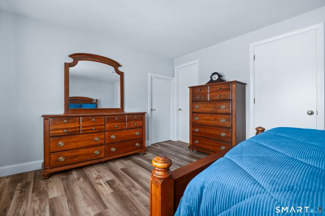 22 Pebble Court, Newington, CT 06111