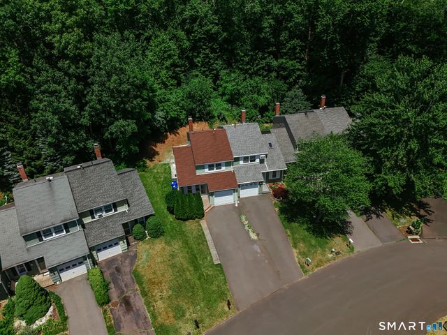 22 Pebble Court, Newington, CT 06111