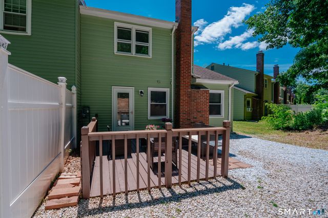 22 Pebble Court, Newington, CT 06111