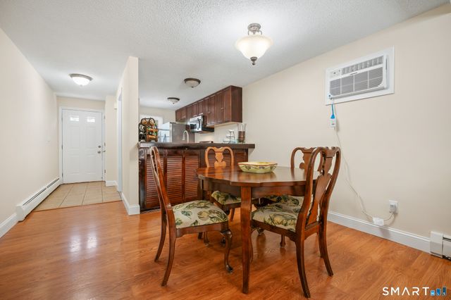 22 Pebble Court, Newington, CT 06111