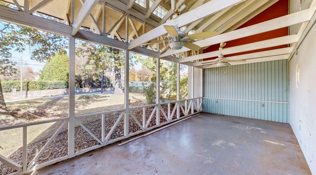 500 Barton Avenue, Chattanooga, TN 37405