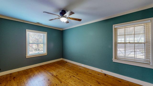 500 Barton Avenue, Chattanooga, TN 37405