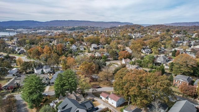 500 Barton Avenue, Chattanooga, TN 37405