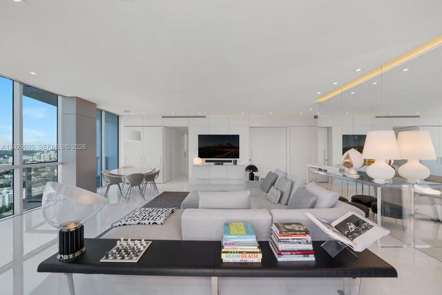 50 S Pointe Dr 2903, Miami Beach, FL 33139