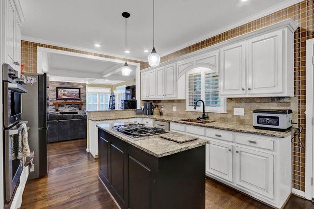 1110 Sheridan Way, Gainesville, GA 30506