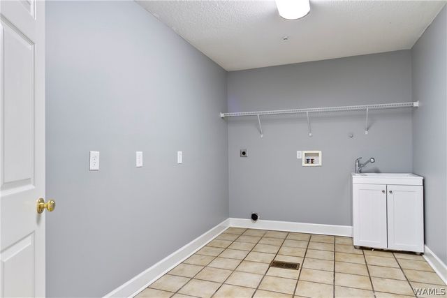 14148 River Point Cir, Tuscaloosa, AL 35405
