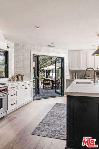 1383 School House Road, Santa Barbara, CA 93108