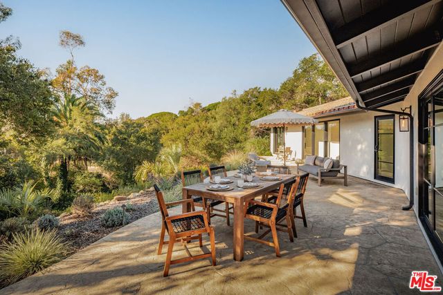 1383 School House Road, Santa Barbara, CA 93108