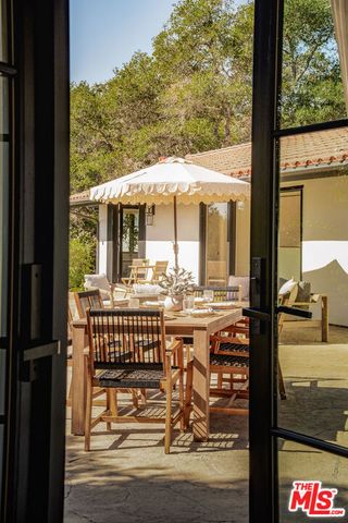 1383 School House Road, Santa Barbara, CA 93108