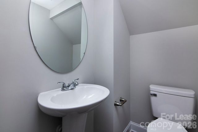 2915 Ross Avenue, Charlotte, NC 28208