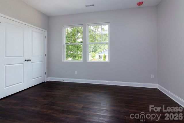 2915 Ross Avenue, Charlotte, NC 28208