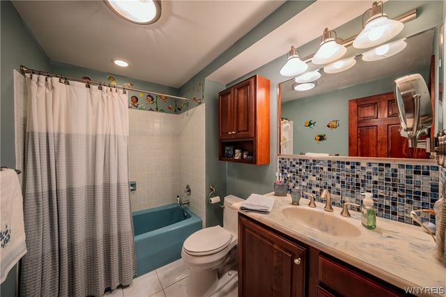 29 Windgate, Orchard Park, NY 14127