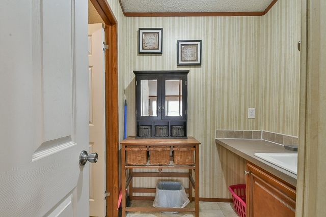10200 W Wilshire Boulevard, Yukon, OK 73099